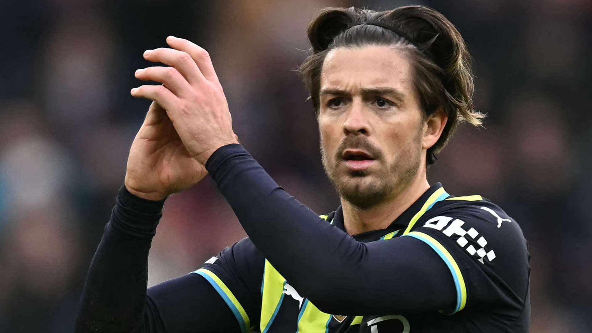 俞灏明王晓晨酒吧约会，男方现场献唱情歌，俞灏明妈妈超满意晓晨.